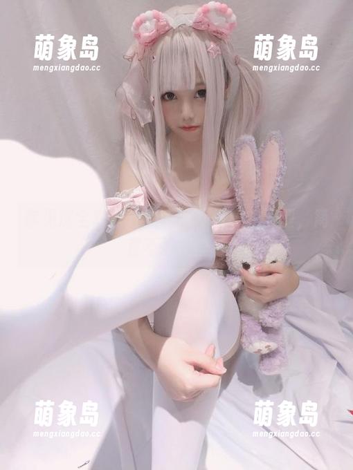 你见过全套蜜汁猫裘的写真吗？异型，简直不敢相信！