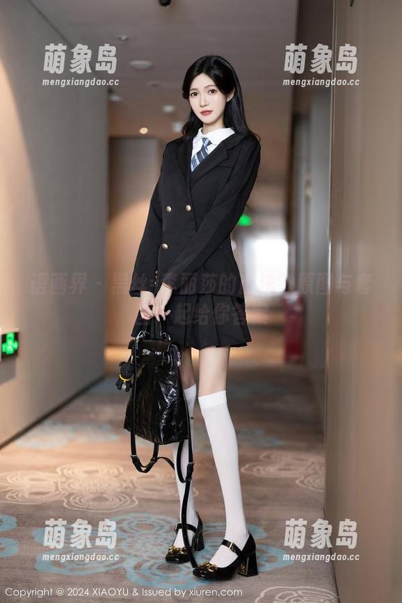 语画界 - 黑丝=李丽莎的魔法？原图与套图一起给你答案