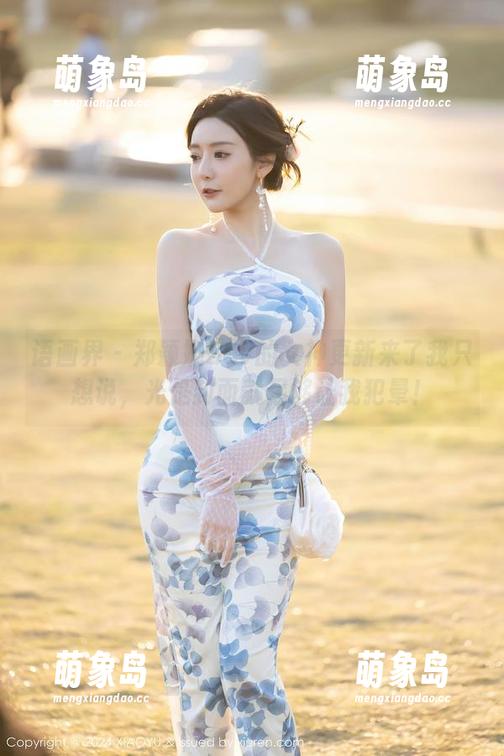 语画界 - 郑颖姗Bev的女神更新来了我只想说，光是封面就足够让我犯晕！