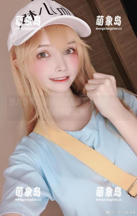 图片合集：超级小禾儿要用圣诞狼女颠覆你的节日认知！