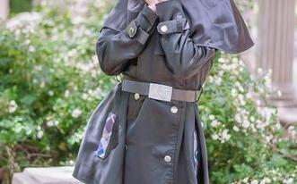精选！这个泡泡就是逊啦的赛车服，不愧是个赛车迷，够炫吧？
