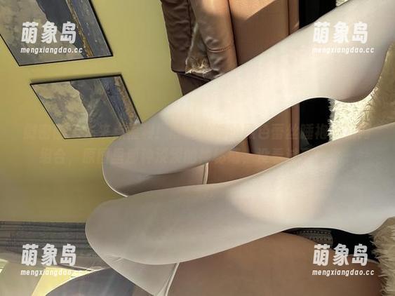 微密圈 - 先来点福利！醇子小姨的黑色蕾丝睡袍和渔网组合，原图里那种淡淡的神秘感，没看过真心亏。