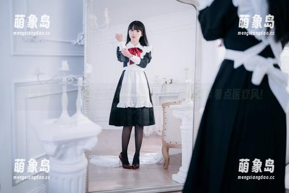 当面饼仙儿穿上血小板lolita，果然连写真都带着点医疗风！