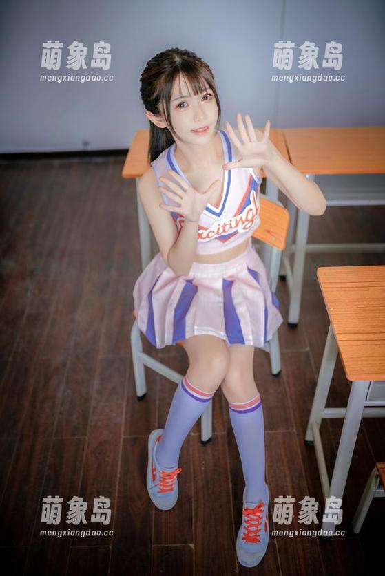 鳗鱼霏儿 鳗鱼霏儿职业装变身指南:无圣光的唯美图包里,都是你的职场梦!