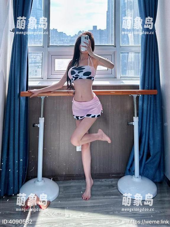 微密圈 - 原图看黎允熙baby，学姐的姿态，高清之下是更生动的日常